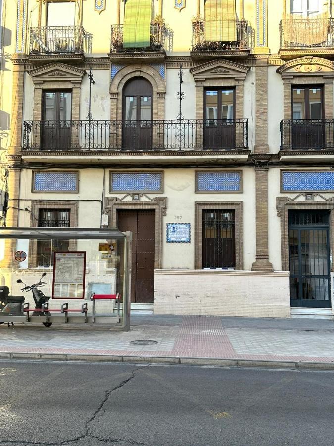 Triana Riverside Guesthouse 塞维利亚 外观 照片