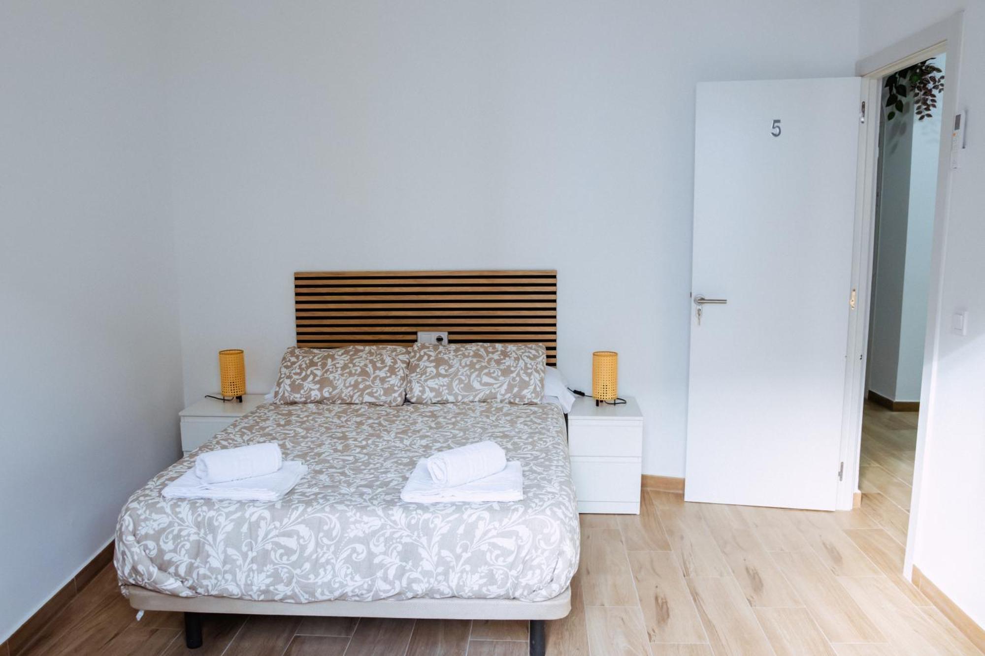 Triana Riverside Guesthouse 塞维利亚 外观 照片