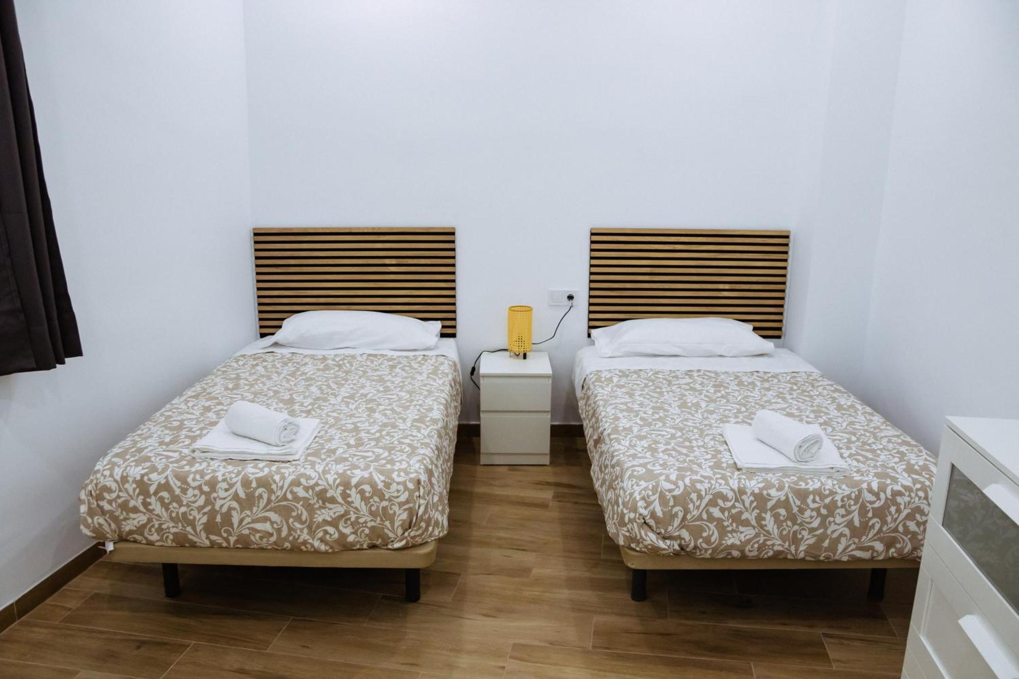 Triana Riverside Guesthouse 塞维利亚 外观 照片
